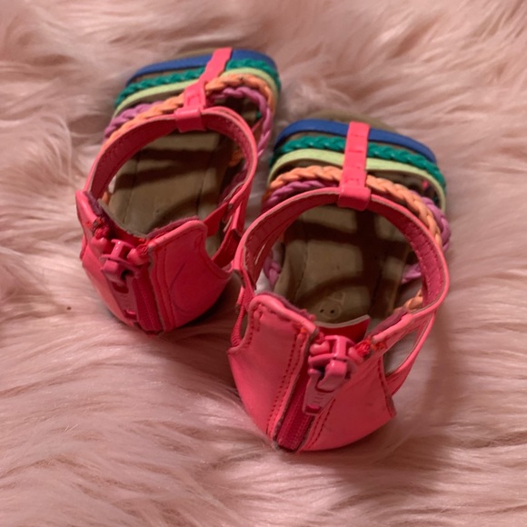 Toddler girls gladiators sandals size 6, flip flops 2 pairs - Picture 7 of 7